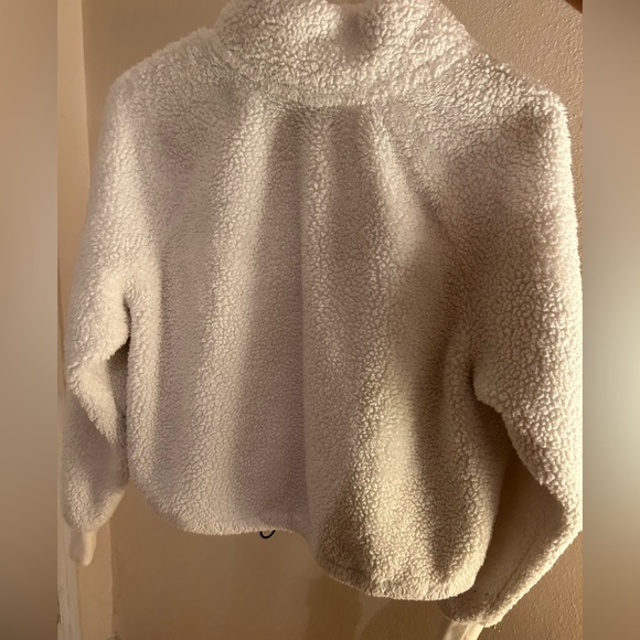 Calvin Klein pullover - Picture 2 of 3